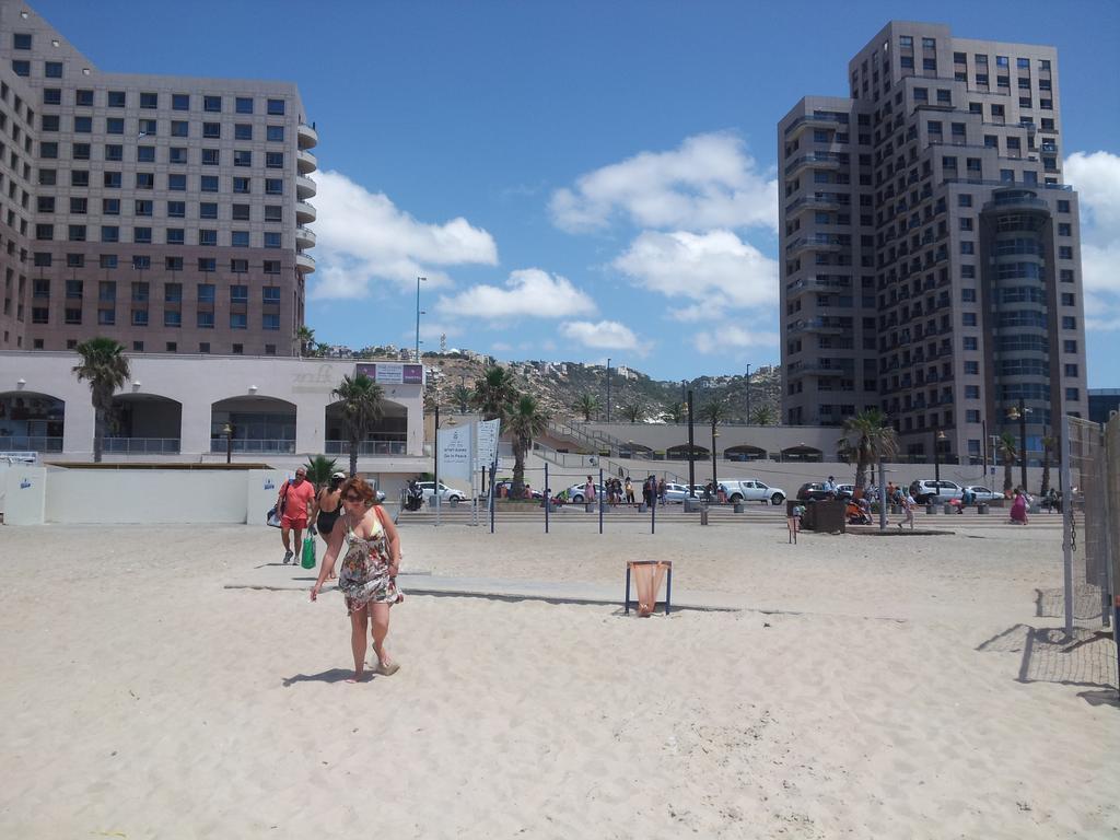 Beach Apartments Haifa Exterior photo